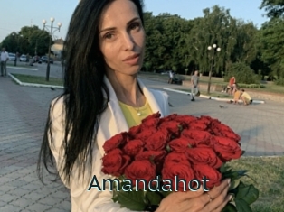 Amandahot