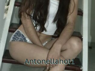 Antonellahot1