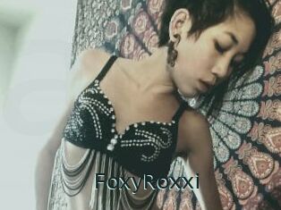 FoxyRoxxi