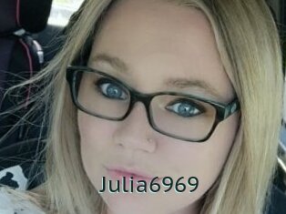 Julia6969