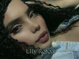 Lily_Roxxy