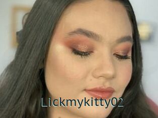 Lickmykitty02