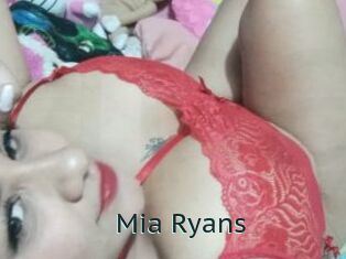 Mia_Ryans