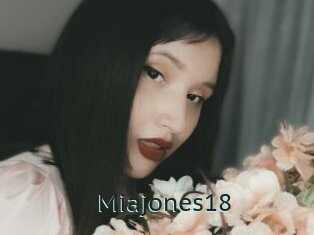 Miajones18